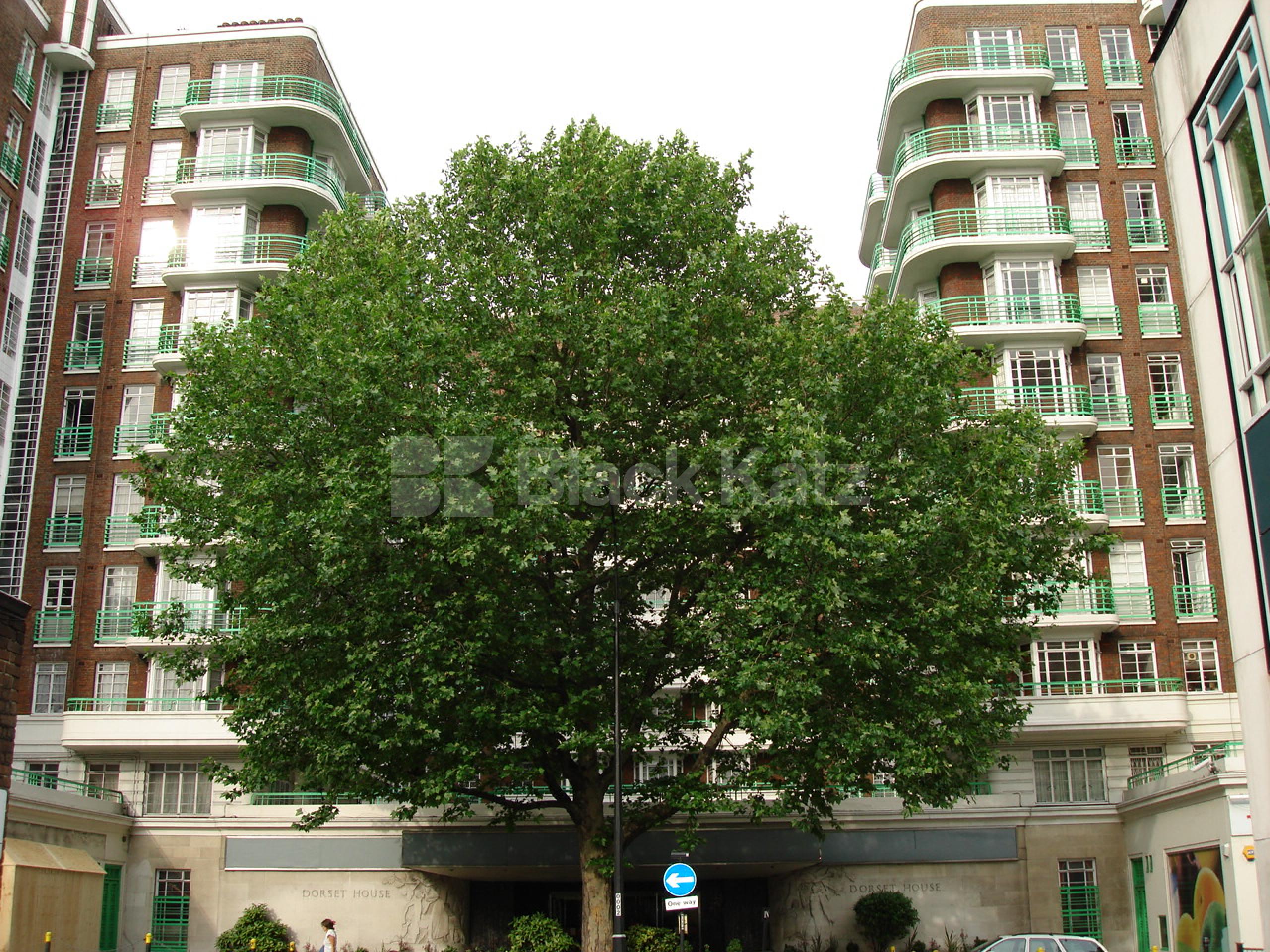 			NEW INSTRUCTION!, 2 Bedroom, 1 bath, 1 reception Flat			 Gloucester Place, MARYLEBONE NW1